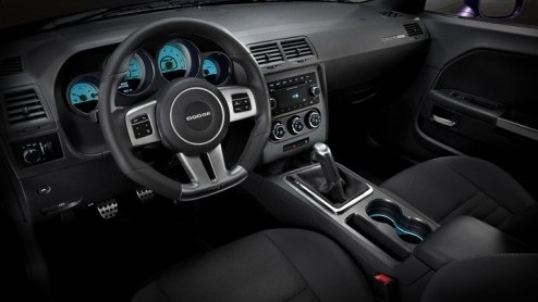 Dodge Challenger SRT ook leverbaar in Nederland. Met 470 pk Hemi V8 verkrijgbaar vanaf.... euro bij Pietersen US Car dealer.