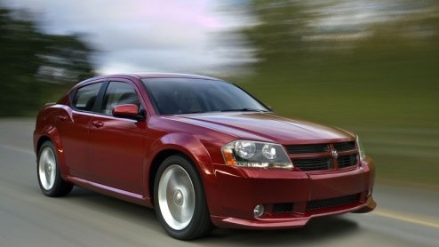 De Amerikanen komen eraan! De volgende zet van het Amerikaanse merk Dodge is de Avenger. Deze gaat het opnemen in het D segment waarin onder andere de Opel Vectra en Volkswagen Passat opereren.