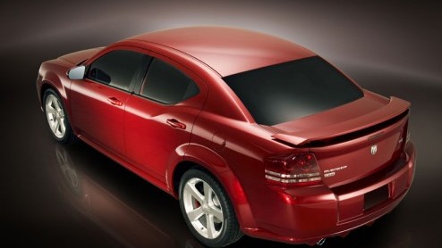 De Amerikanen komen eraan! De volgende zet van het Amerikaanse merk Dodge is de Avenger. Deze gaat het opnemen in het D segment waarin onder andere de Opel Vectra en Volkswagen Passat opereren.