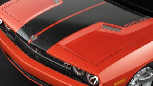 De knoop is eindelijk door gehakt bij de Chrysler groep. Na maanden van geruchten heeft Tom LaSorda, de grote man van de Chrysler Groep, verklaart dat de Dodge Challenger in productie zal gaan.