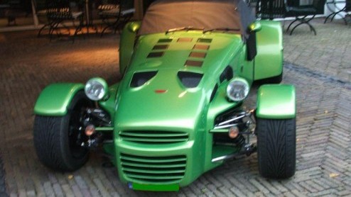 Ronnie heeft onze mailbox vol doen stromen met fotos van speciale autos die hij op straat tegen kwam. Hij heeft er een neusje voor lijkt het wel. Ronnie bedankt hiervoor!