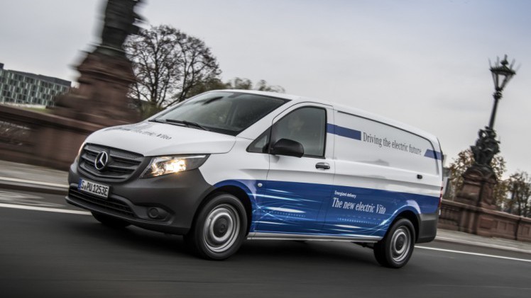 Mercedes start medio 2018 met de levering van de elektrische eVito bestelwagen.