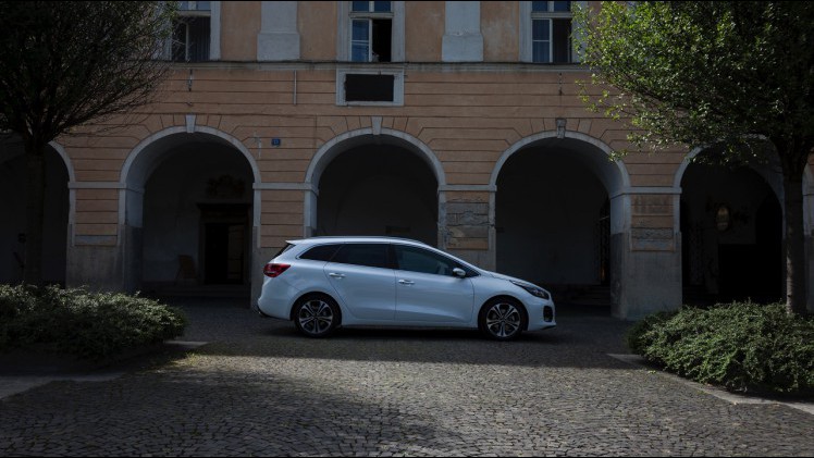 Autotest vernieuwde Kia cee'd, de facelift die de Koreaan een nieuw gezicht geeft, met daarachter de langverwachte 1.0 T-GDI motor.
