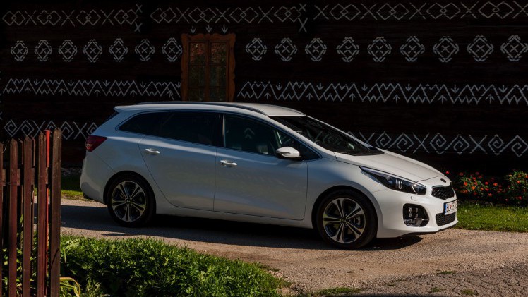 Autotest vernieuwde Kia cee'd, de facelift die de Koreaan een nieuw gezicht geeft, met daarachter de langverwachte 1.0 T-GDI motor.