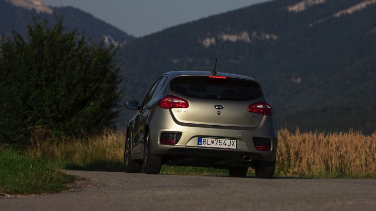 Autotest vernieuwde Kia cee'd, de facelift die de Koreaan een nieuw gezicht geeft, met daarachter de langverwachte 1.0 T-GDI motor.