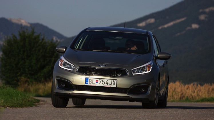 Autotest vernieuwde Kia cee'd, de facelift die de Koreaan een nieuw gezicht geeft, met daarachter de langverwachte 1.0 T-GDI motor.