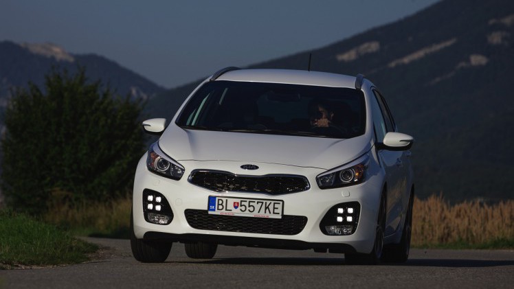 Autotest vernieuwde Kia cee'd, de facelift die de Koreaan een nieuw gezicht geeft, met daarachter de langverwachte 1.0 T-GDI motor.