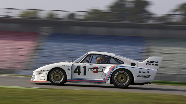 In 2016 kunnen Porsche-liefhebbers heel wat plezier beleven aan verschillende evenementen zoals Porsche Classic Day, Porsche Racing Days Zandvoort en Rijkspolitie Porsche Louwman.