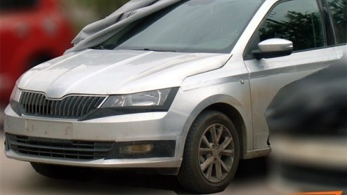 Nieuwe Skoda Fabia zuiniger en lichter dan zijn voorganger, met nieuwe drie- en viercilinder motoren. De zuinigste variant is wederom de Greenline met 1.4 TDI en 82 gram CO2.