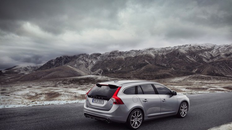 Volvo introduceert Polestar Performance Parts voor Volvo S60, V60, XC60 en V40 met hardware en software upgrades.