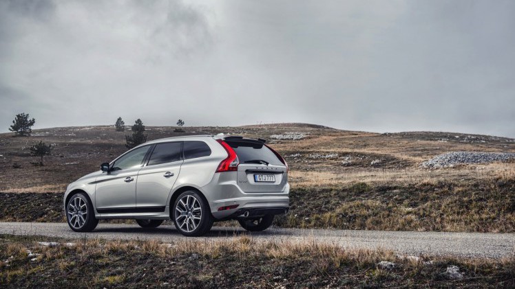 Volvo introduceert Polestar Performance Parts voor Volvo S60, V60, XC60 en V40 met hardware en software upgrades.
