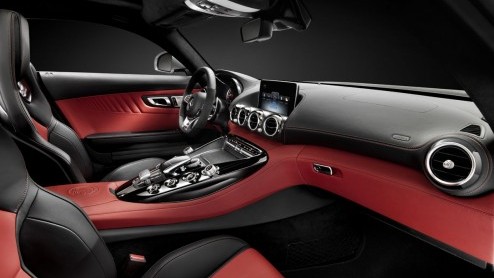 Komend najaar presenteert Mercedes-Benz de AMG GT. De fabrikant zal met deze sportcoup de concurrentie aangaan met modellen als de Porsche 911 en de Jaguar F-Type.