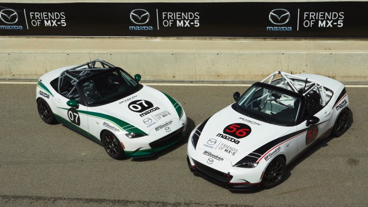 Mazda gaat fans van het merk en de MX-5 belonen en lanceert daarom Friends of MX-5. We zijn een dag op het circuit Parcmotor Castellol, vlakbij Barcelona, om uit te vinden wat het precies inhoudt.