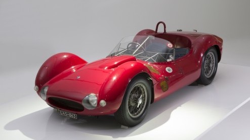 In het Enzo Ferrari Museum in Modena is een unieke tentoonstelling geopend die geheel is gewijd aan het 100-jarig bestaan van Maserati: MASERATI 100 - A Century of Pure Italian Luxury Sports Cars.