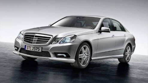 Oke, nog n keer dan. De brochure van de nieuwe Mercedes E-Klasse (W212) die binnenkort wordt gepresenteerd, is uitgelekt op het internet. Zodoende kunnen we ons vast 'opwarmen' aan wat deze Mercedes