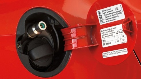 Volkswagen komt begin 2009 op de markt met de Passat TSI EcoFuel. Het is het derde aardgasmodel in het gamma, maar dit is de eerste die gebruik maakt van een turbomotor. Energiebedrijf Essent gaat Gro