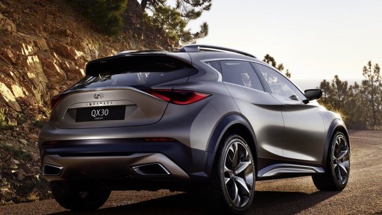 Officieel wordt de auto pas in september getoond op de IAA in Frankfurt, maar nu is er al een eerste afbeelding van Infinitis nieuwe hatchback, de Q30.