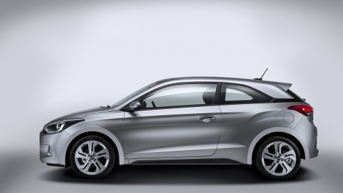 Hyundai introduceert de i20 Coup met 1.2 en 1.0 liter turbo in Nederland vanaf maart 2015. Zijn prijs begint bij 13.995 euro.