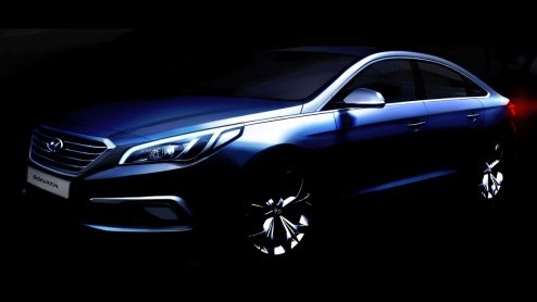 Hyundai komt eind deze maand met een nieuwe Sonata. Reden voor de fabrikant om alvast wat beelden de deur uit te doen. De grote sedan staat boven de i40 in de hirarchie.