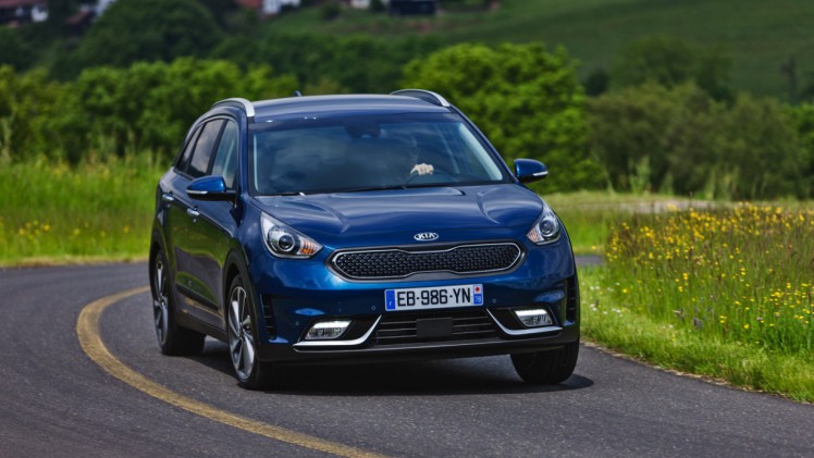 Eerste indruk van de Kia Niro, een hybride crossover met 1.6 GDI, elektromotor en zestrapsautomaat. Heeft Kia hiermee een schot in de roos?