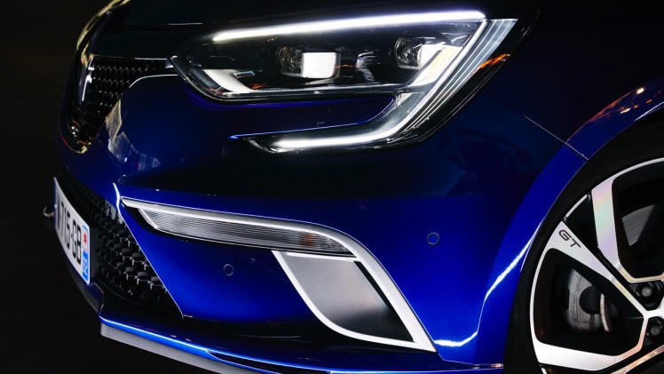 Eerste indruk met nieuwe Renault Mgane GT, de sportieve versie met 205 pk en standaard EDC-automaat.