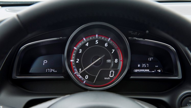 Autotest Mazda CX-3 2.0 SkyActivG 150 AWD tijdens de sneak preview persintroductie. Ook is er gereden met de CX-3 SkyActiv-D 105 diesel met 20% bijtelling.