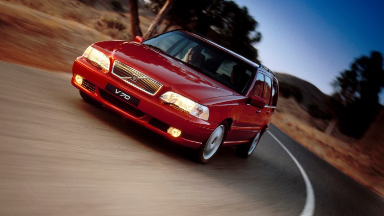 De productie van de Volvo V70 loopt op 25 april 2016 in Torslanda ten einde. Zijn opvolger, de Volvo V90, rolt in juni van de band.