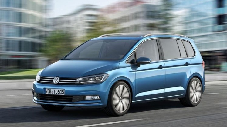 Volkswagen toont in Genve de volledig nieuwe Touran. Het model is nu weer in lijn met de rest van het modellengamma en groeit met 13 centimeter ten opzichte van de huidige Touran.