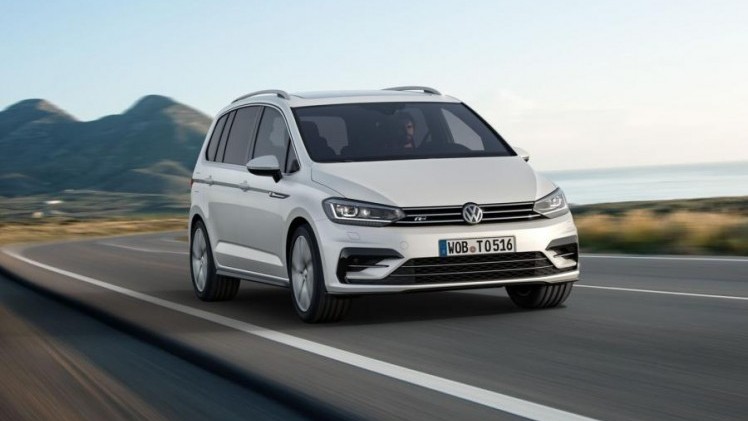 Volkswagen toont in Genve de volledig nieuwe Touran. Het model is nu weer in lijn met de rest van het modellengamma en groeit met 13 centimeter ten opzichte van de huidige Touran.