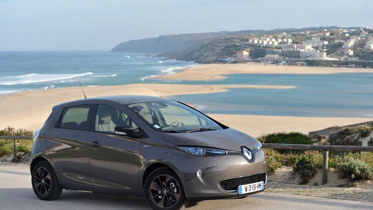 Autovandaag reed in Portugal met de Renault Zoe Z.E.40 met grotere batterij.