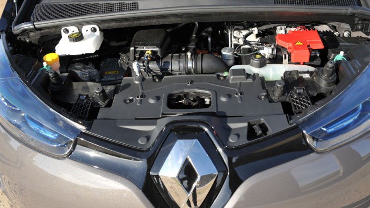 Autovandaag reed in Portugal met de Renault Zoe Z.E.40 met grotere batterij.