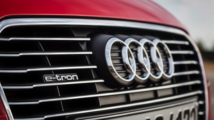 Audi maakt binnen tien jaar elk model minimaal hybride en introduceert daarnaast h-tron waterstoftechniek, elektrische turbo's, g-tron aardgas en draadloos laden.