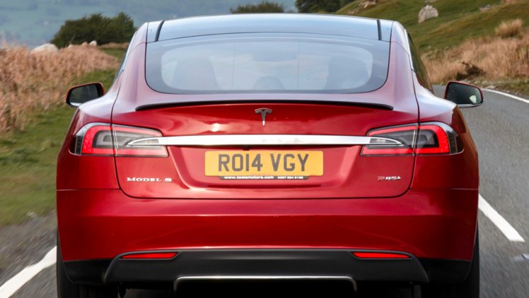 Tesla ziet toekomst in vierde generatie Tesla, een echt betaalbare elektrische auto voor iedereen. Het nieuwe model is kleiner dan de Model 3.
