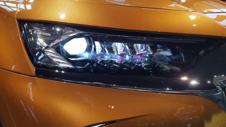 DS lanceert in februari de nieuwe DS 7 Crossback. De prijzen zijn inmiddels bekend en de eigen dealerorganisatie wordt uitgerold.
