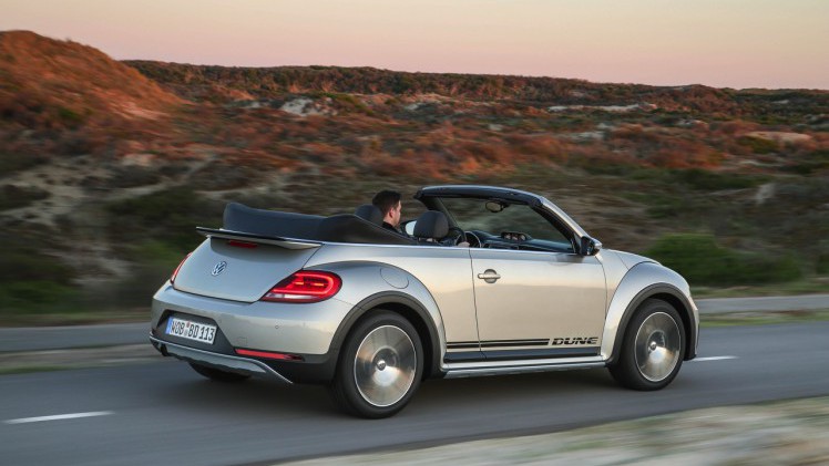 De Volkswagen Beetle Dune komt vanaf september naar Nederland en in aanloop naar de introductie maakt Volkswagen de line-up bekend met uitvoeringen en richtprijzen.