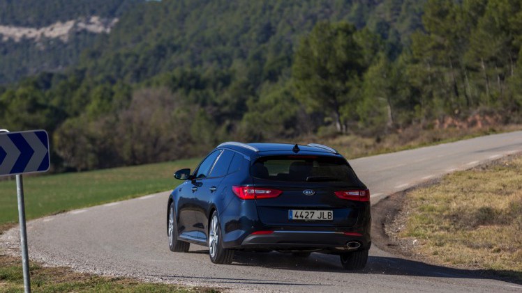 De Kia Optima stationwagon gaat eind 2016 in productie als Optima Sportwagon. Dit zijn de eerste beelden van het productiemodel!