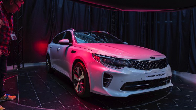 De Kia Optima stationwagon gaat eind 2016 in productie als Optima Sportwagon. Dit zijn de eerste beelden van het productiemodel!