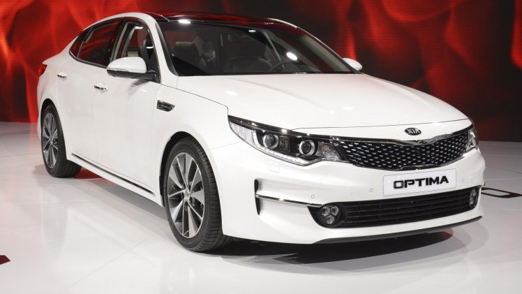 De Kia Optima GT als sportieve vlaggenschip is bijna klaar voor lancering in 2016.