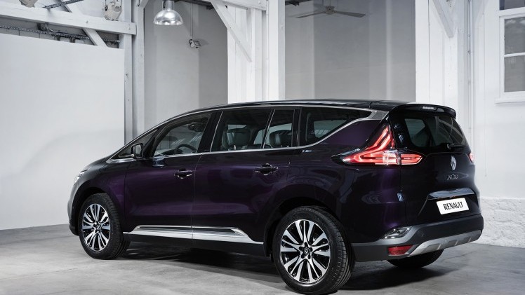 Alle prijzen Renault Espace bekend, die eind april 2015 bij de dealer staat.