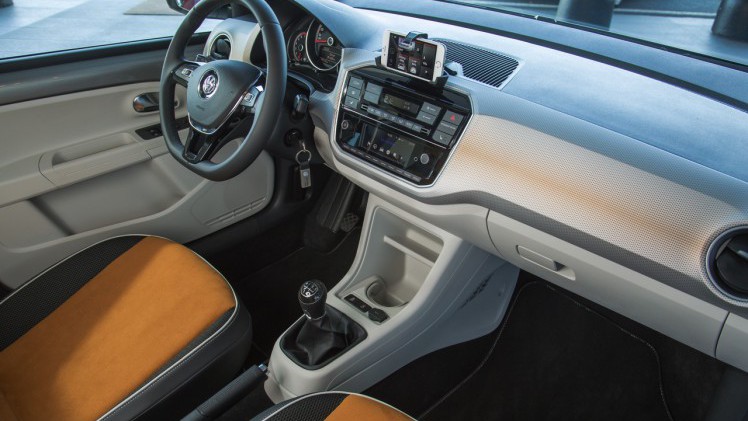 De prijzen en uitvoeringen van de nieuwe Volkswagen Up zijn bekend. Het faceliftmodel zet kracht bij met de 1.0 TSI motor, maar ook de 1.0 MPI en e-Up blijven leverbaar.