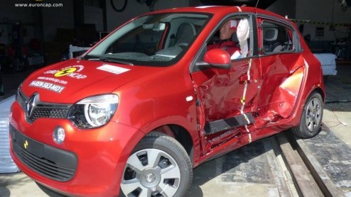 Botstinstituut EuroNCAP heeft weer een aantal nieuwe modellen afgeschreven, waaronder de nieuwste generatie van de drieling Toyota, Citron en Peugeot. Ook de Nissan e-NV200 is gebotst
