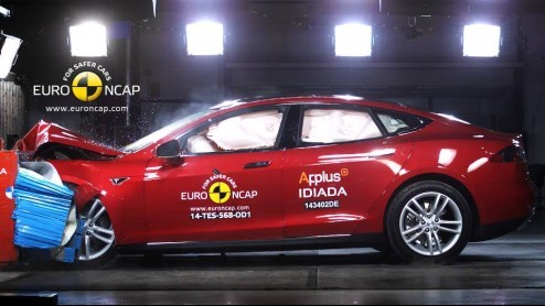 EuroNCAP 2014 test van Suzuki Celerio, Tesla Model S, BMW 2 Serie Active Tourer, Renault Megane facelift, Skoda Fabia en Nissan Pulsar.