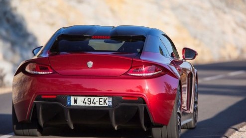 Exagon Motors heeft de productieversie van de Furtive-eGT gepresenteerd. De volledig elektrische coup wordt aangedreven door twee elektromotoren met een gezamenlijk vermogen van 400 pk.