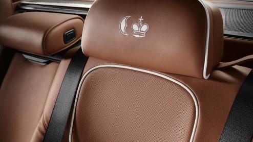 BMW Individual Collection en BMW Individual Manufaktur al 20 jaar in het leven geroepen voor veeleisende klanten. Laatste creatie is een 760Li Sterling by Robbe&Berking.