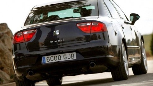 Seat is er uit. Het prijzenboek van de nieuwe Seat Exeo is vastgesteld. Vanaf 23.995 euro doet de dealer zaken. Eind januari is de fonkelnieuwe Spanjaard te bestellen. Hij volgt in april als sedan bij