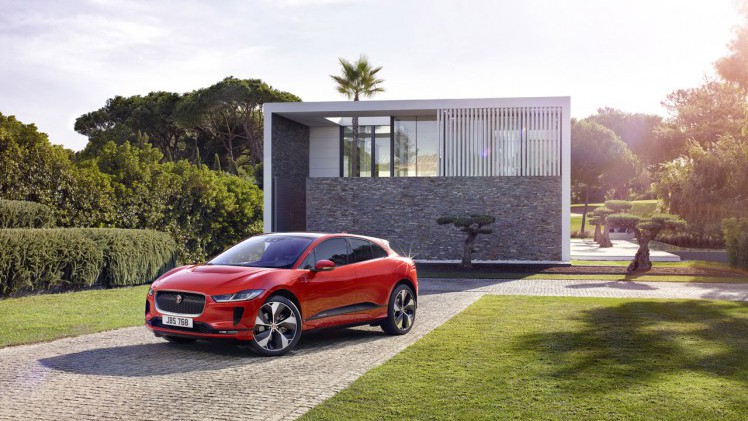 Jaguar Nederland heeft extra productieplaatsen toegewezen gekregen voor de volledig elektrische I-Pace.