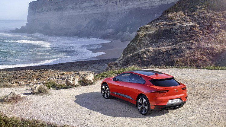 Jaguar Nederland heeft extra productieplaatsen toegewezen gekregen voor de volledig elektrische I-Pace.