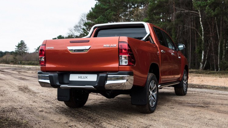 Toyota brengt ter viering van 50 jaar HiLux de extra stoere Executive-uitvoering.