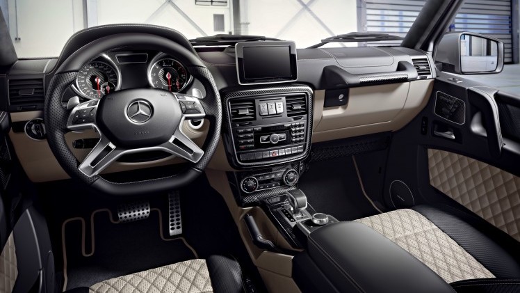 Nieuwe Euro6-motoren zorgen voor iets lagere vanafprijzen voor de Mercedes-Benz G-Klasse. Ook nieuw in de prijslijst is de G500 4x4. De gemiddelde twee-onder-een-kapper kost minder.