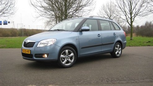 De nieuwe Skoda Fabia is nu een paar maanden op de markt. Van de vorige generatie was naast een hatchback ook een sedan en een stationwagon  Combi - in het modelgamma opgenomen. Dat er een nieuwe Fab